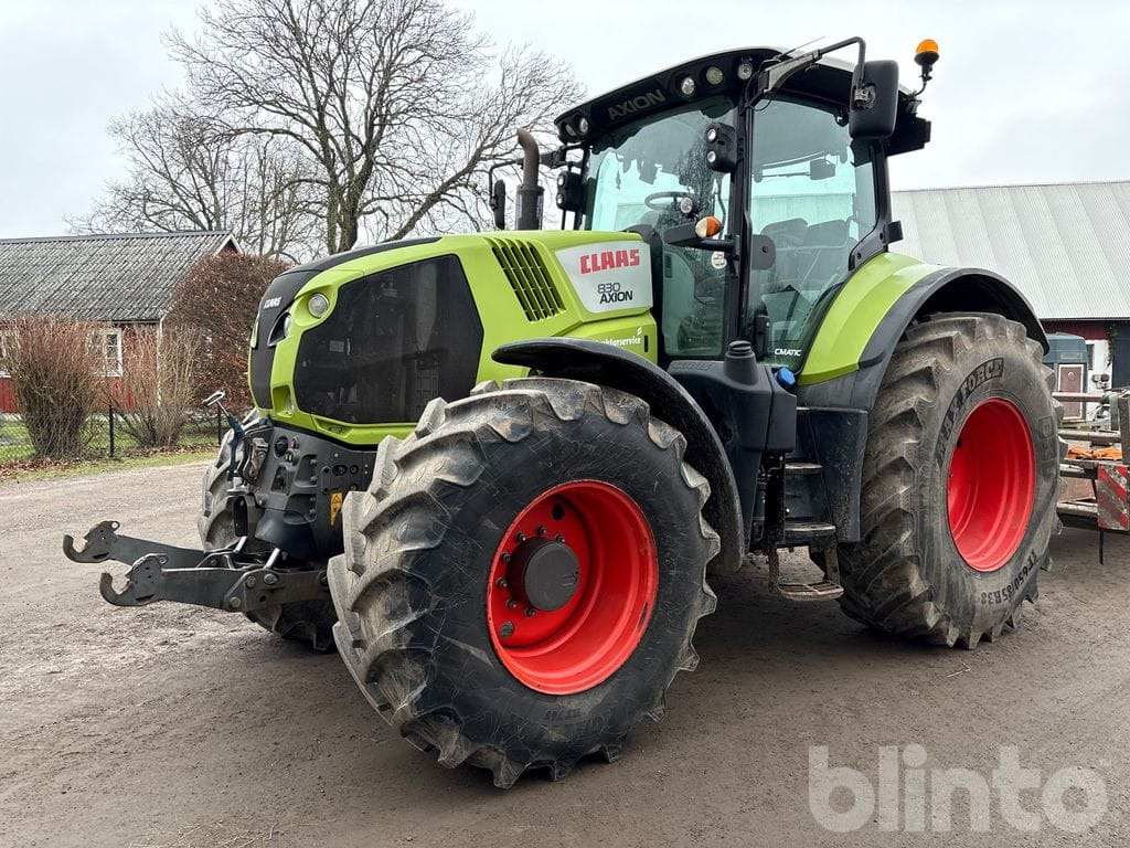Tractor CLAAS AXION 830