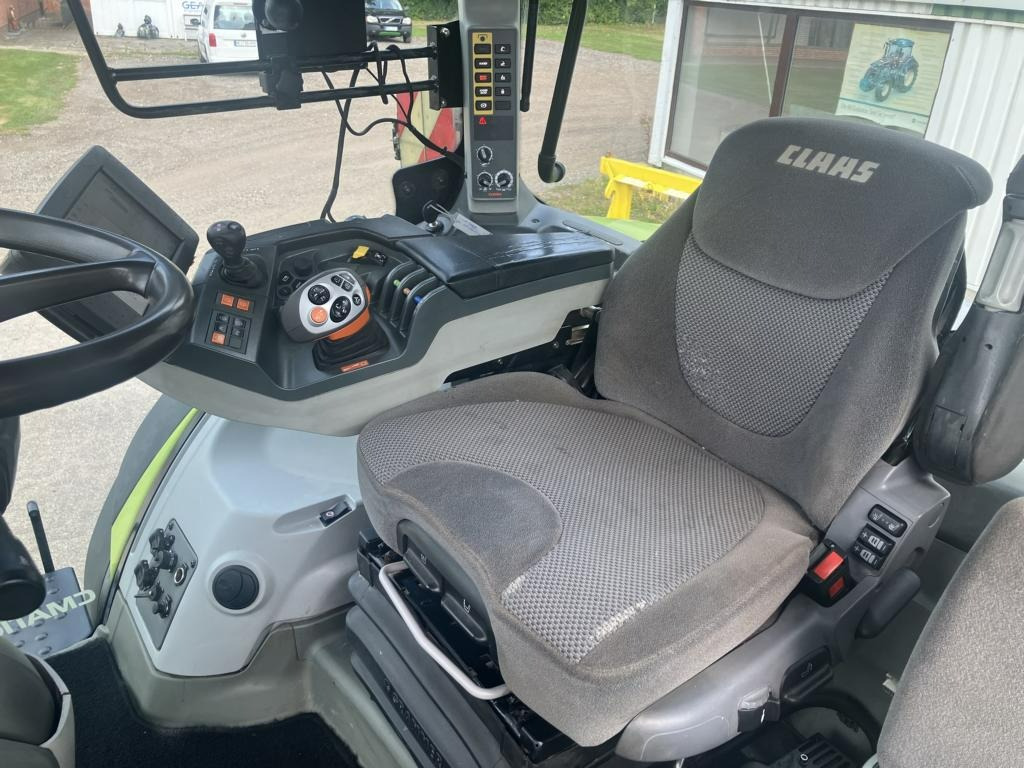 Tractor CLAAS AXION 830 CMATIC