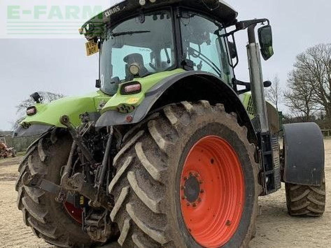 Tractor CLAAS AXION 830 CMATIC CEB CMATIC