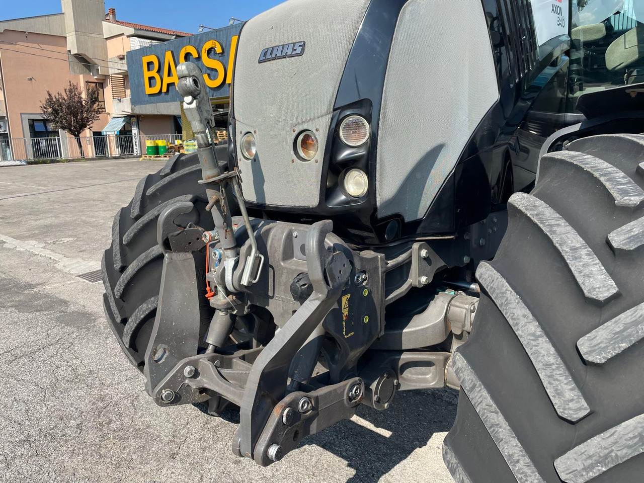 Tractor CLAAS AXION 840 C-MATIC