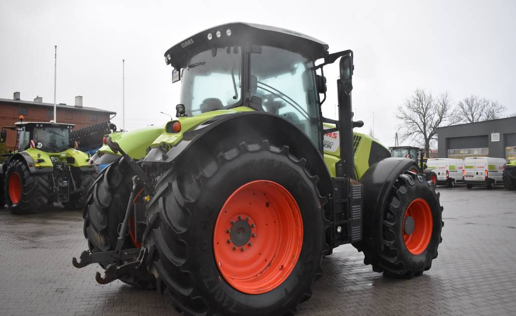 Tractor CLAAS AXION 850 CIS+Przedni tuz/cis+/oś PROACTIV/264KM