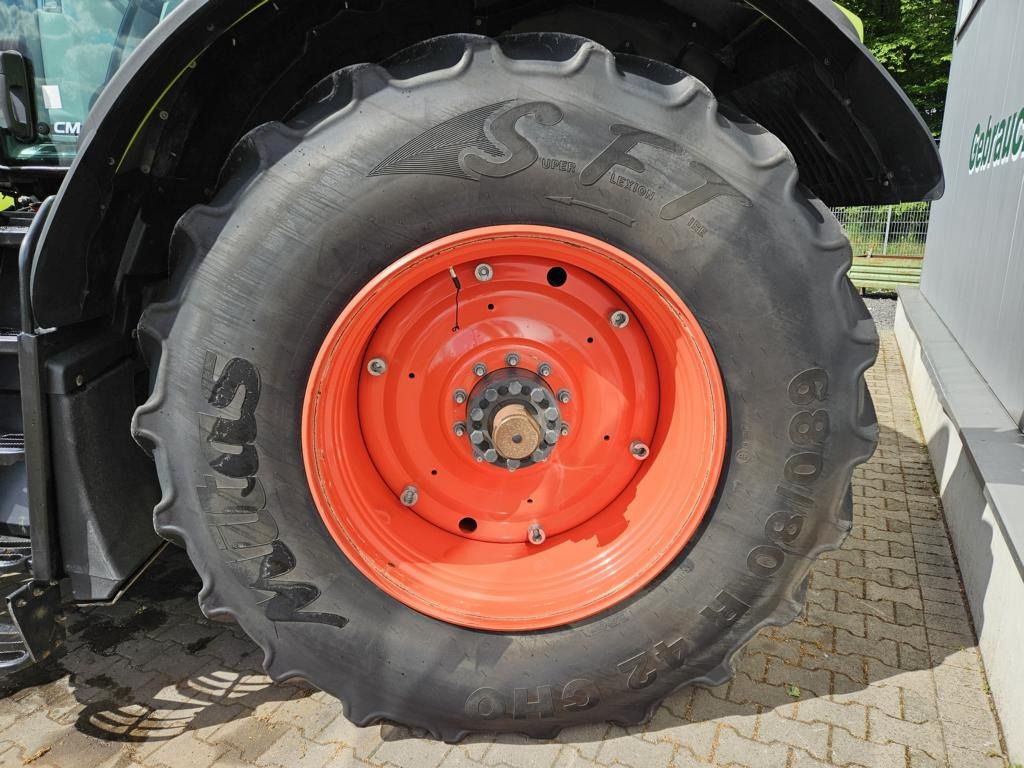 Tractor CLAAS AXION 960 CMATIC