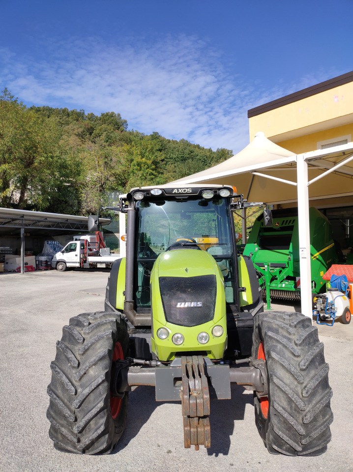 Tractor CLAAS AXOS 340