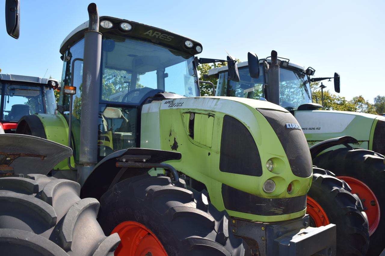 Tractor CLAAS Ares 617 ATZ