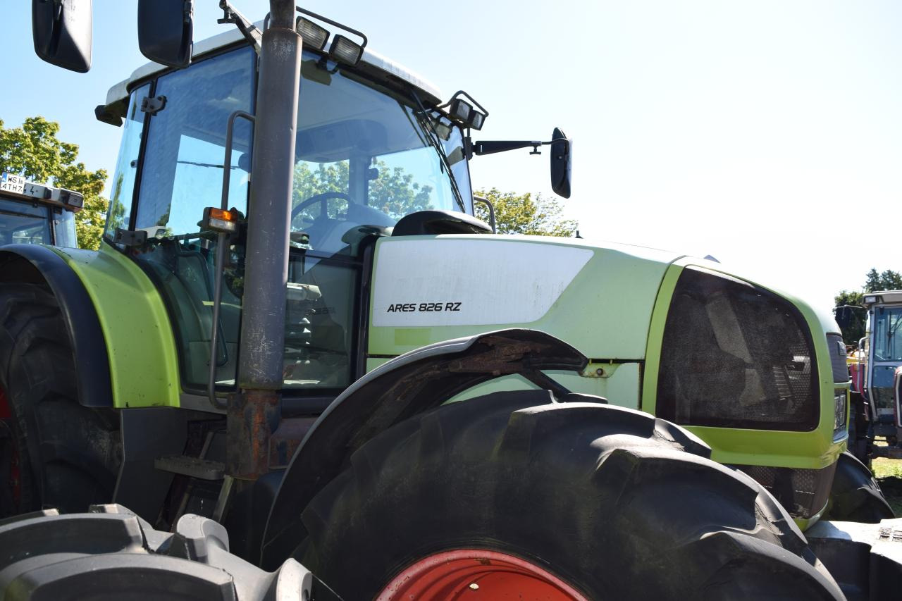 Tractor CLAAS Ares 826 RZ