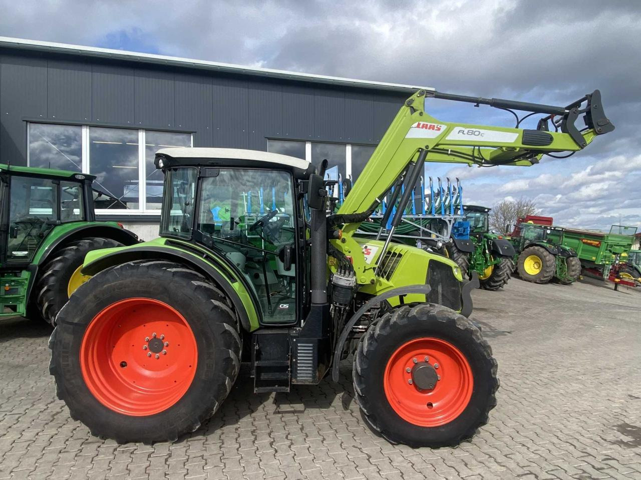 Tractor CLAAS Arion 420