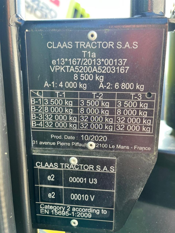 Tractor CLAAS Arion 420 Cis, Frontzapfwelle und Frontkraftheber