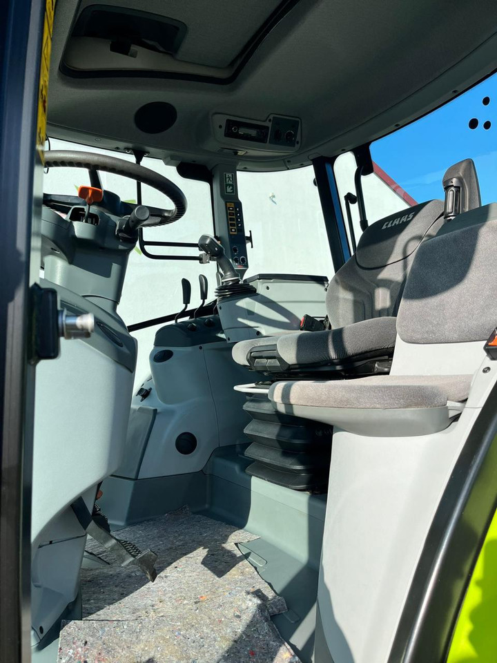 Tractor CLAAS Arion 420 Cis mit Frontzapfwelle und Frontkraftheber, 620Bh, NEUWERTIG !