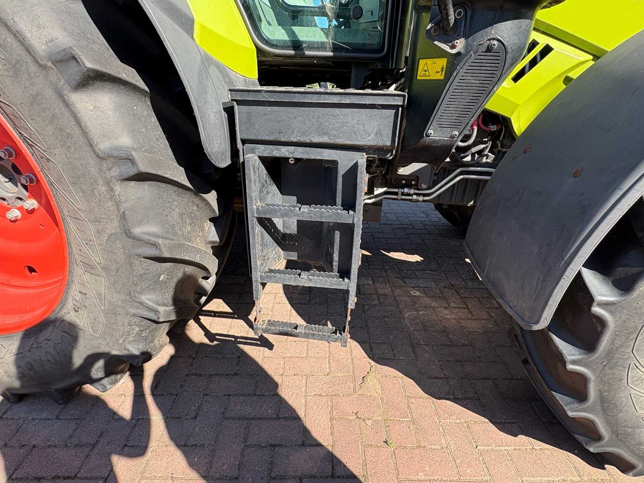 Tractor CLAAS Arion 510 CIS
