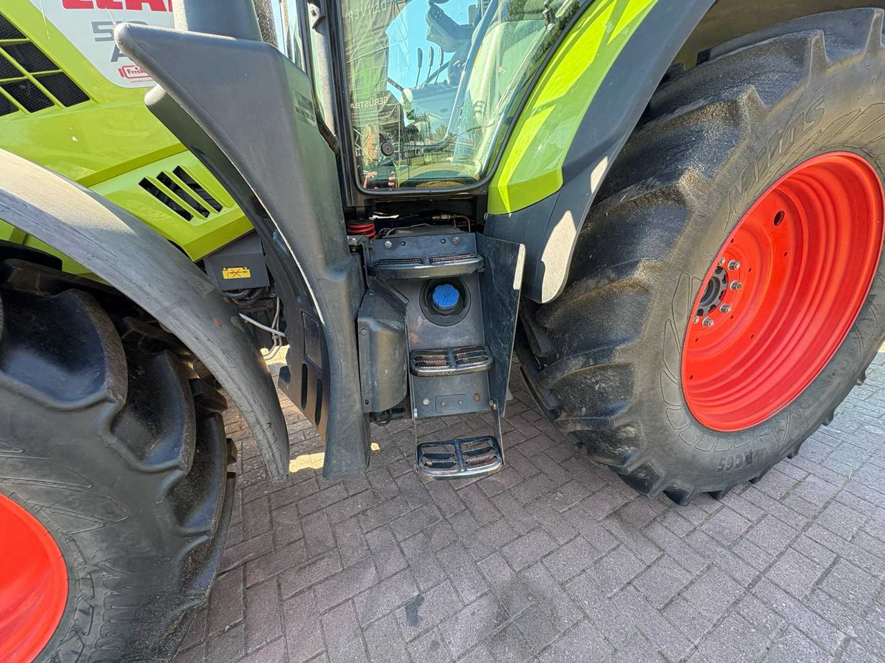 Tractor CLAAS Arion 510 CIS