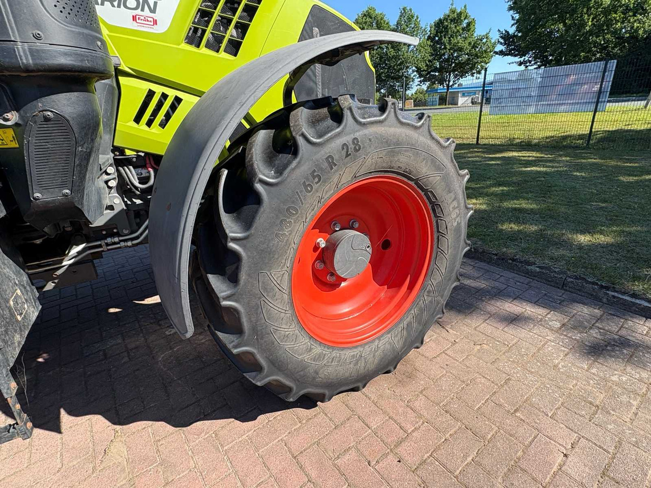 Tractor CLAAS Arion 510 CIS