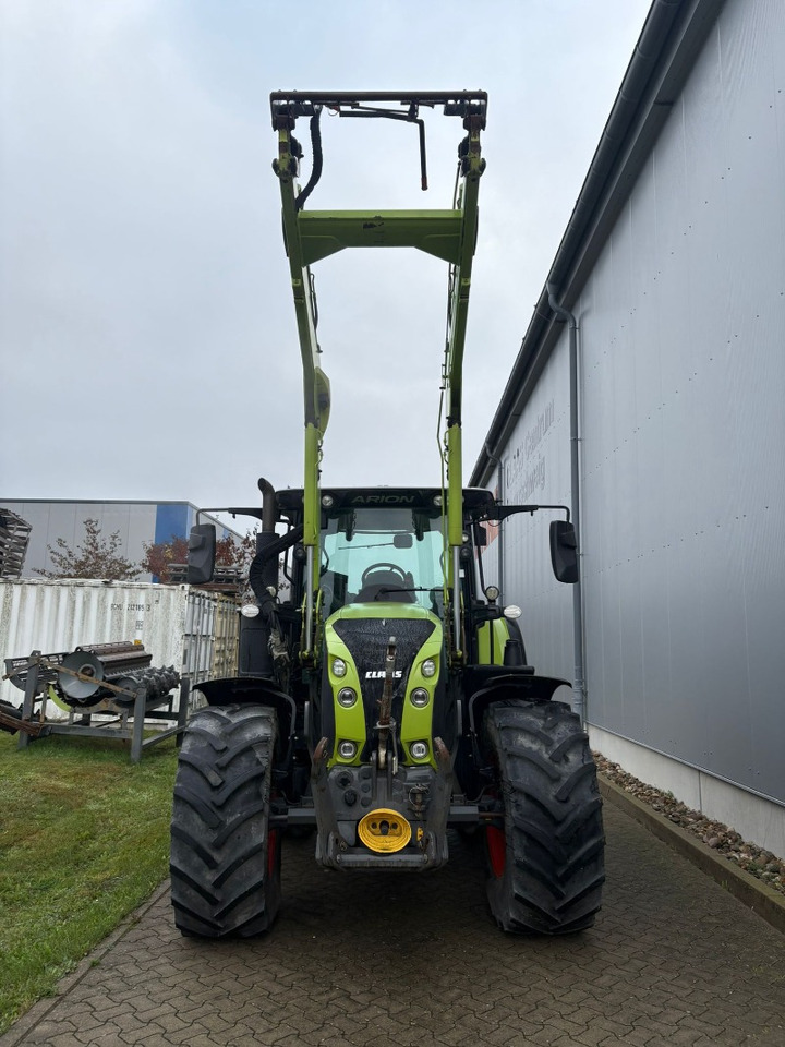 Tractor CLAAS Arion 550 CMATIC