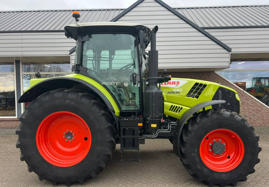 Tractor CLAAS Arion 610 CIS