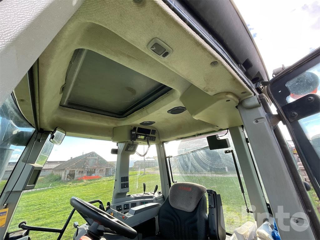 Tractor CLAAS Arion 640 (2010)