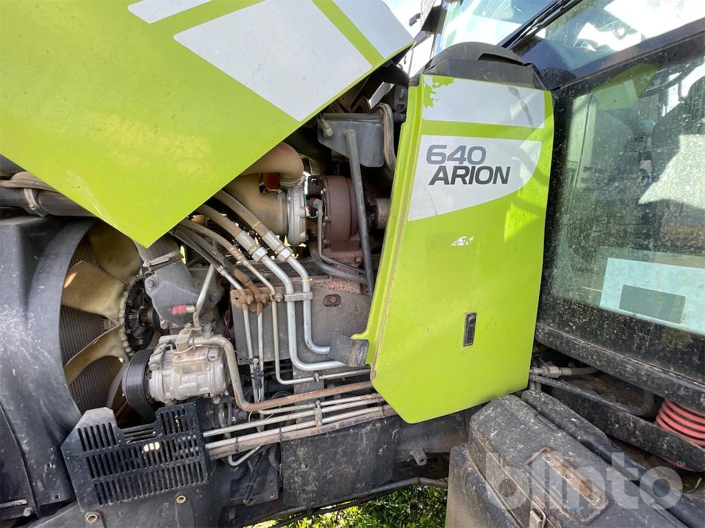 Tractor CLAAS Arion 640 (2010)