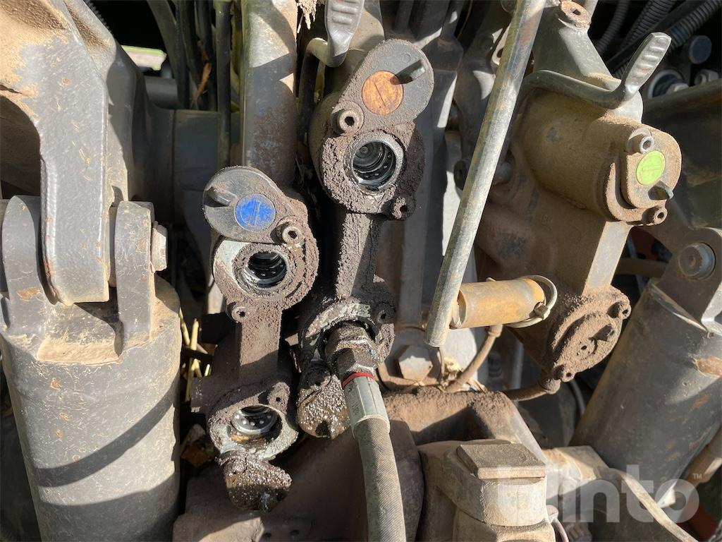 Tractor CLAAS Arion 640 (2010)