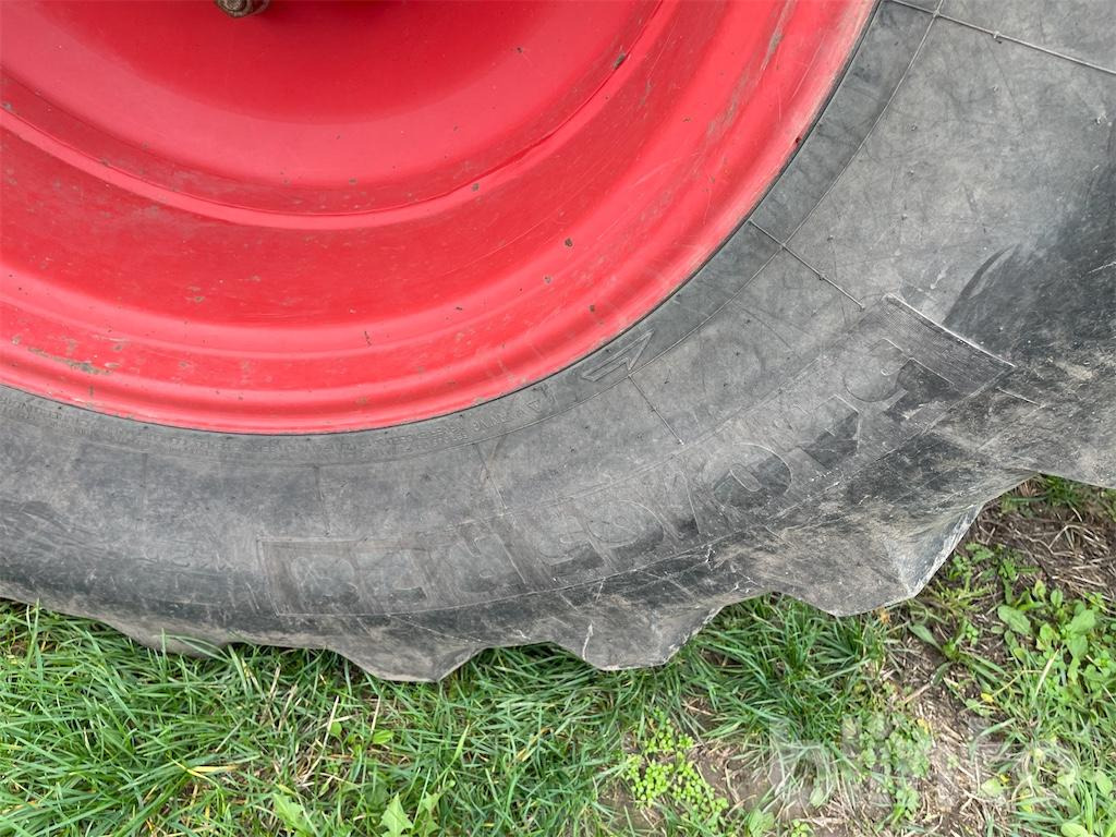 Tractor CLAAS Arion 640 (2010)