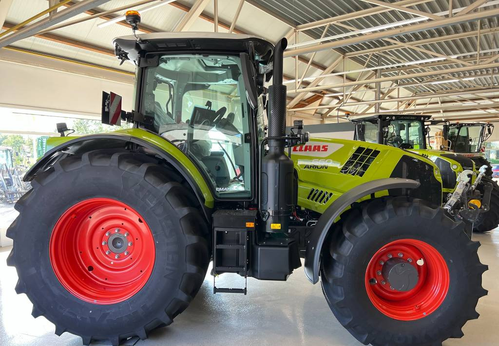 Tractor CLAAS Arion 660 Cmatic