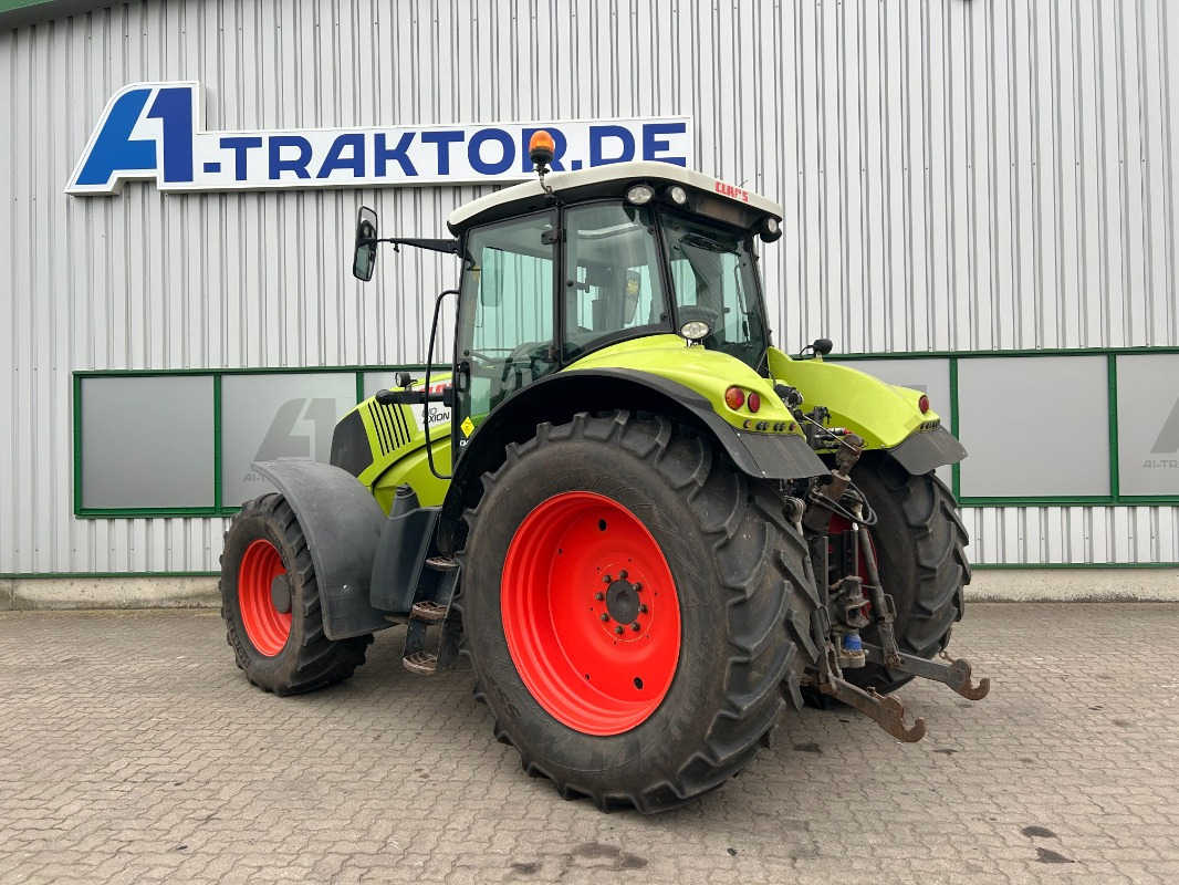 Tractor CLAAS Axion 810
