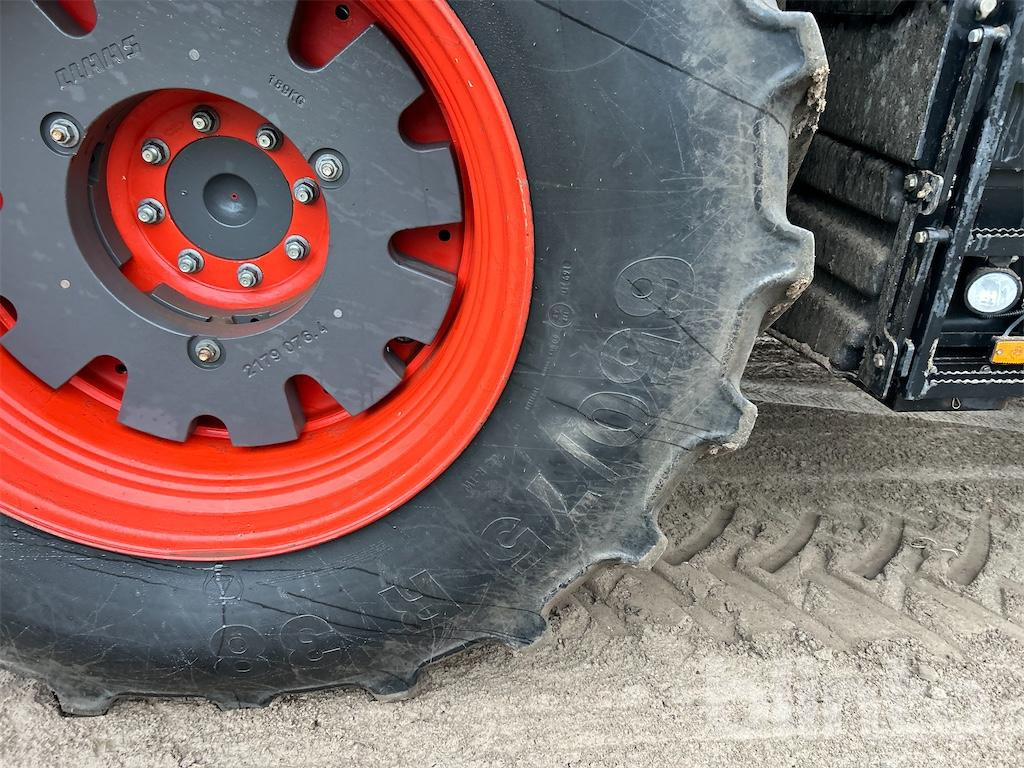 Tractor CLAAS Axion 810 (2020)