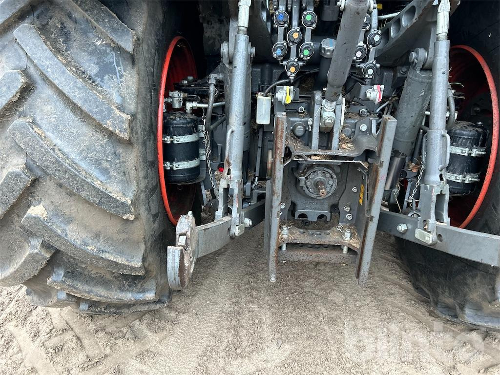 Tractor CLAAS Axion 810 (2020)