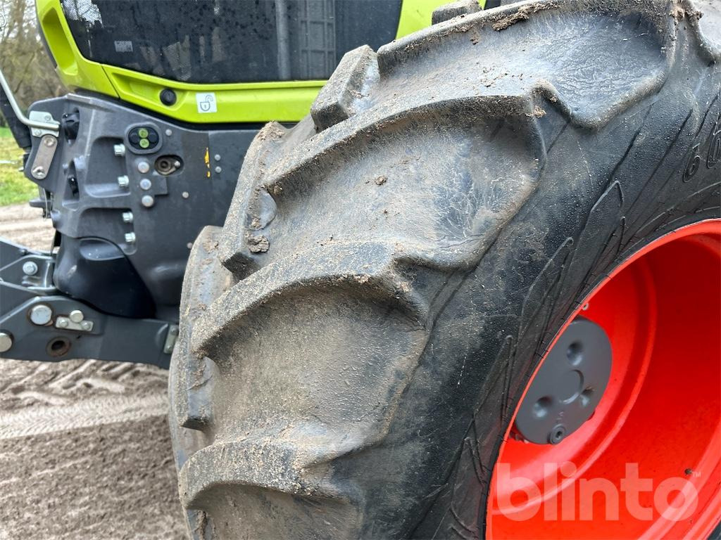 Tractor CLAAS Axion 810 (2020)