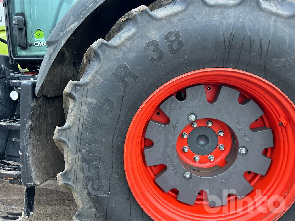 Tractor CLAAS Axion 810 (2020)