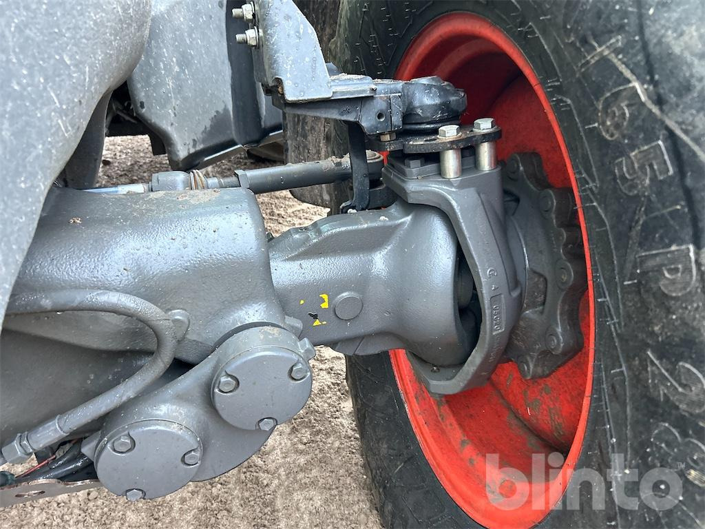 Tractor CLAAS Axion 810 (2020)