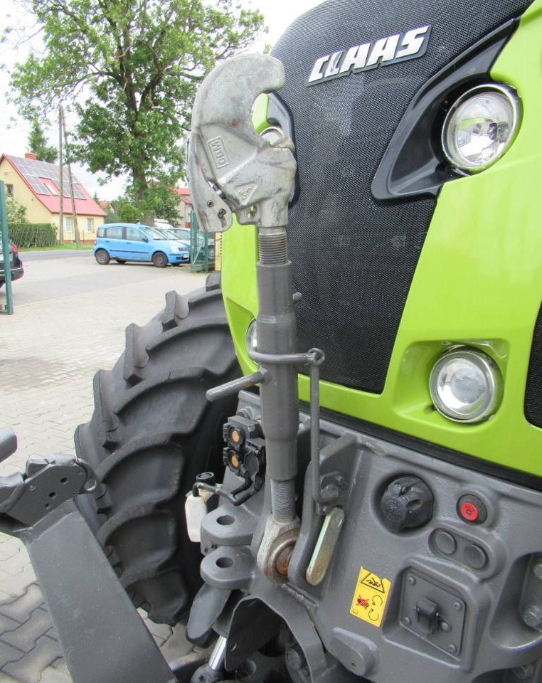 Tractor CLAAS Axion 810 CIS