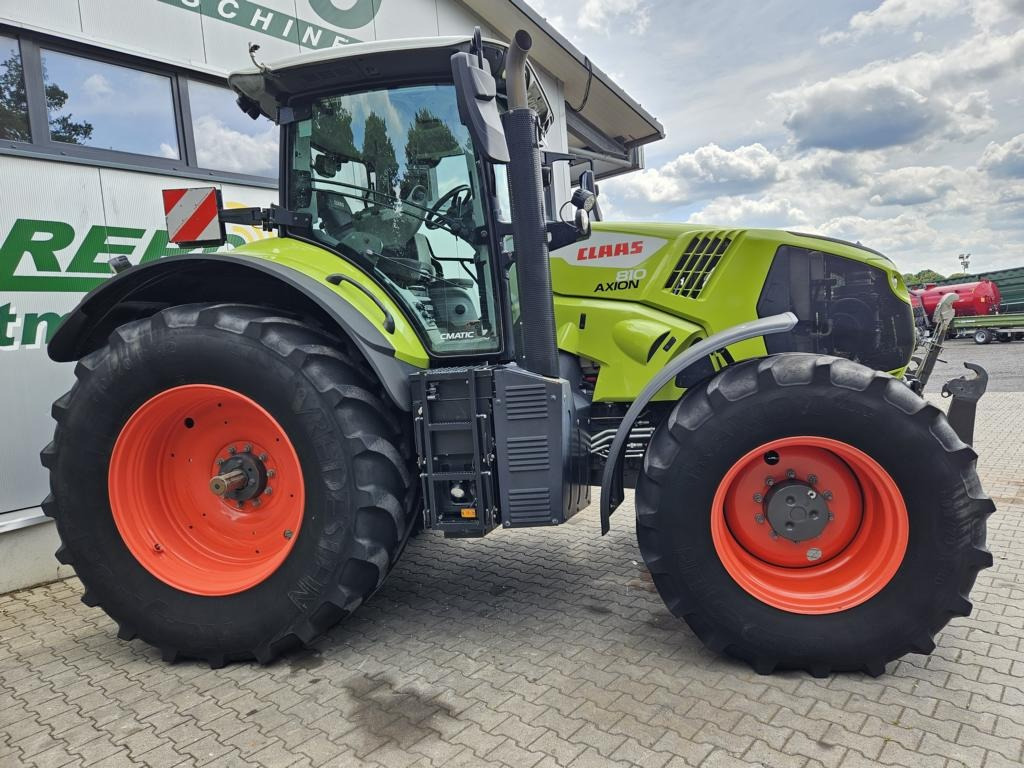 Tractor CLAAS Axion 810 CMATIC