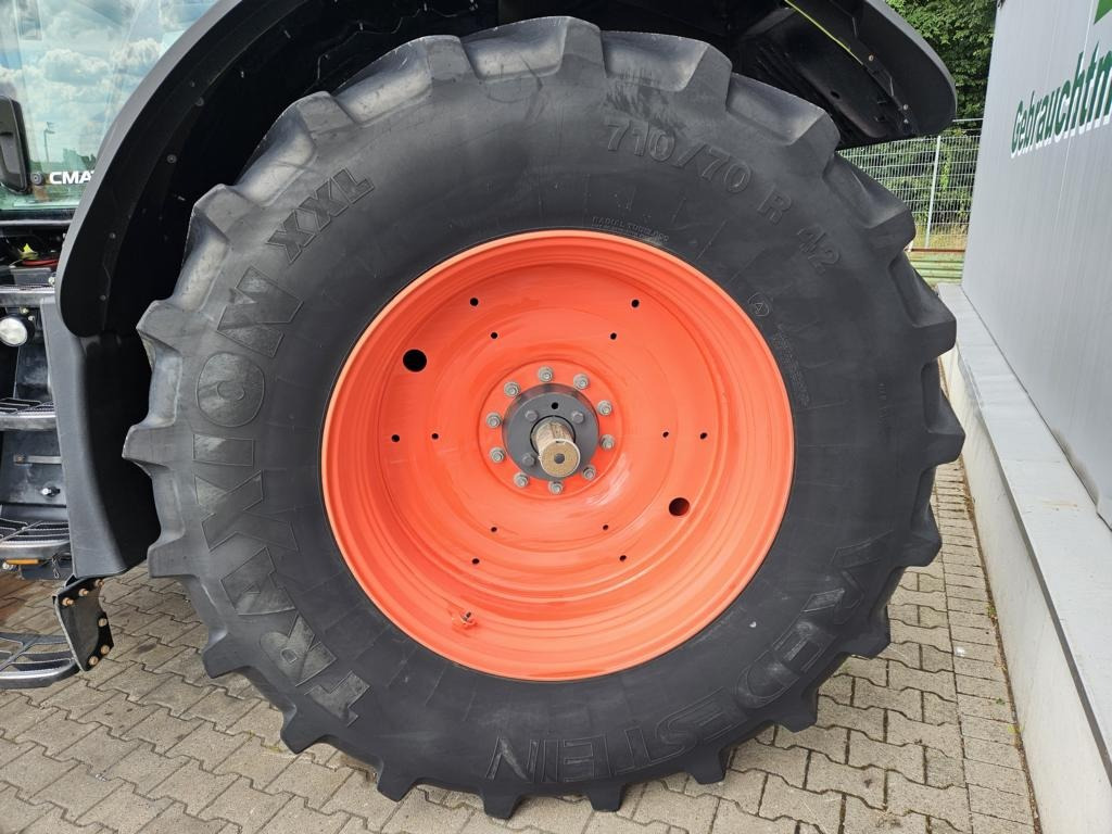 Tractor CLAAS Axion 810 CMATIC