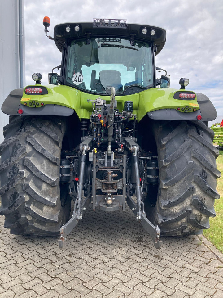 Tractor CLAAS Axion 830 CMATIC