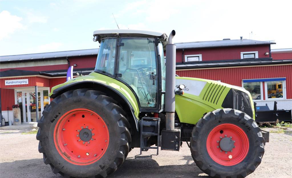 Tractor CLAAS Axion 840 Dismantled for spare parts