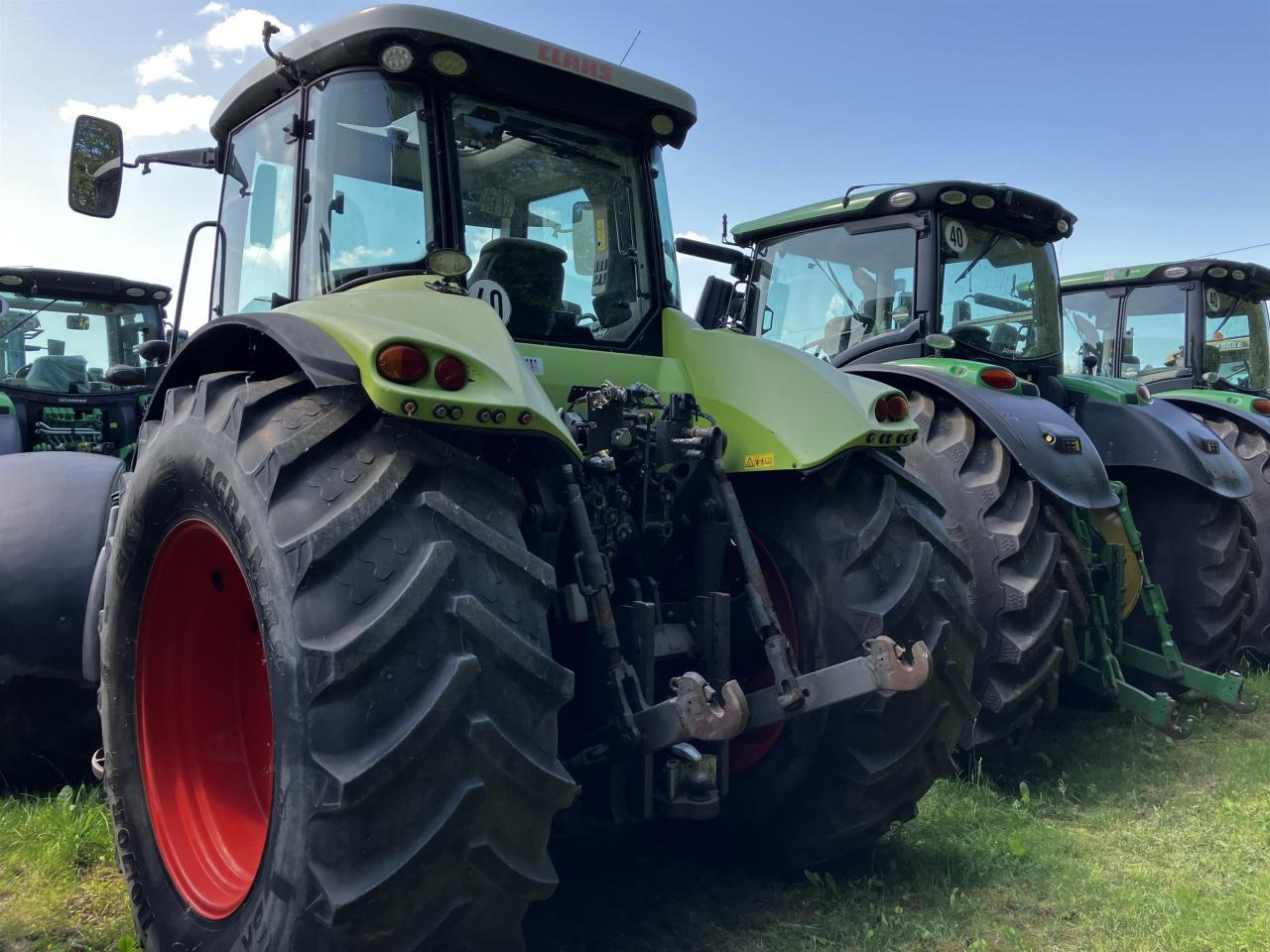 Tractor CLAAS Axion 850