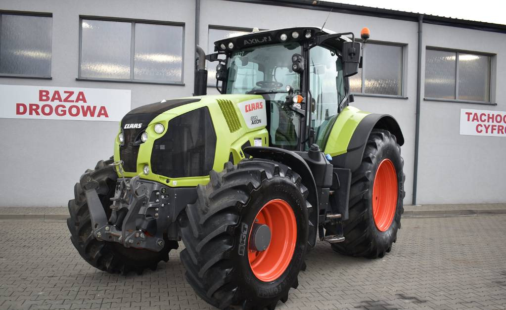 Tractor CLAAS Axion 850 CIS