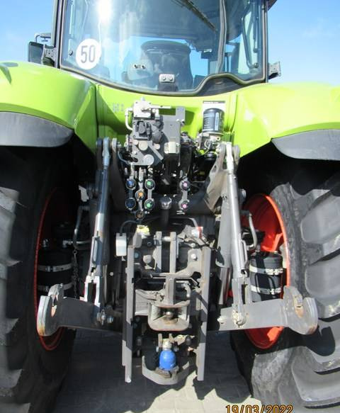 Tractor CLAAS Axion 850 Cmatic