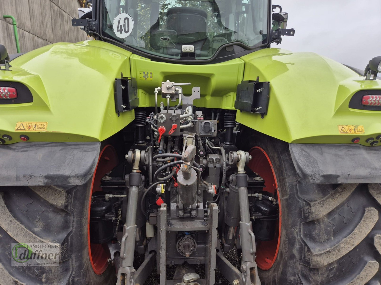 Tractor CLAAS Axion 920