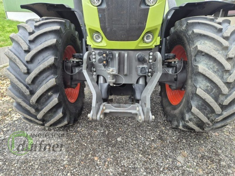 Tractor CLAAS Axion 920