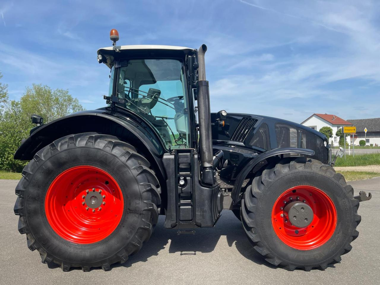 Tractor CLAAS Axion 920 Cmatic FZW 6441Bh Black