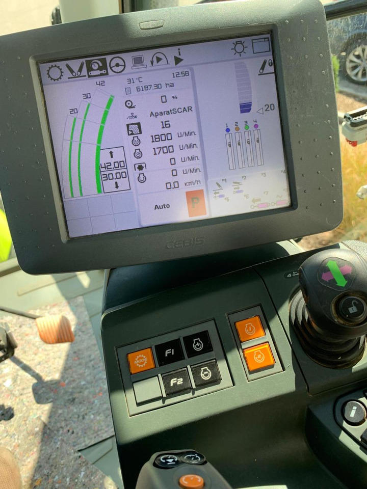 Tractor CLAAS Axion 930 CMATIC, 354 PS, Baujahr 2017