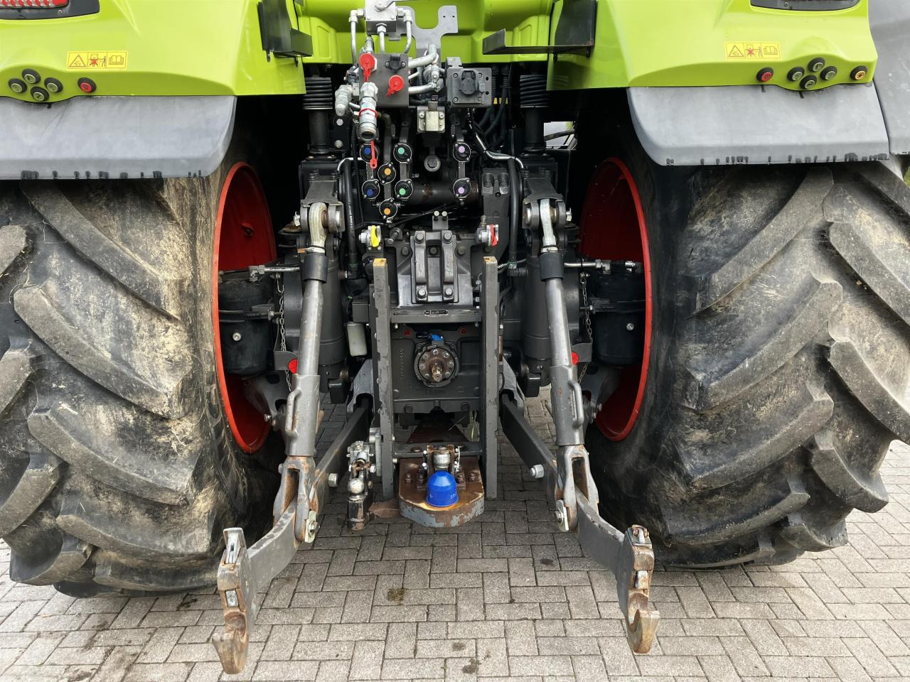 Tractor CLAAS Axion 950