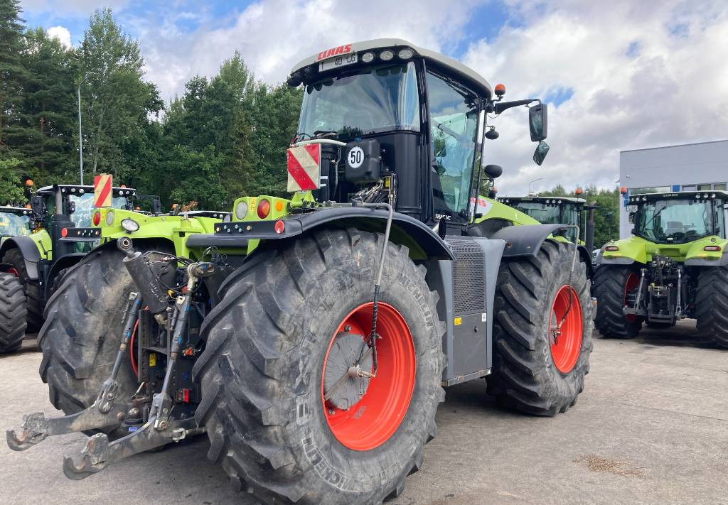 Tractor CLAAS Xerion 4000 Trac VC