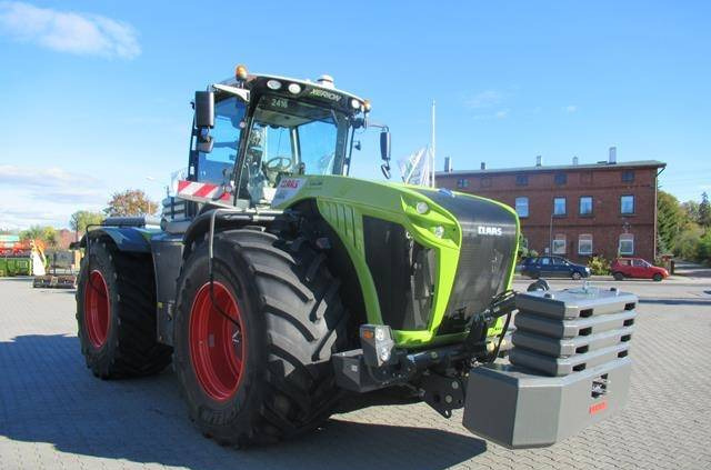 Tractor CLAAS Xerion 5000 Trac