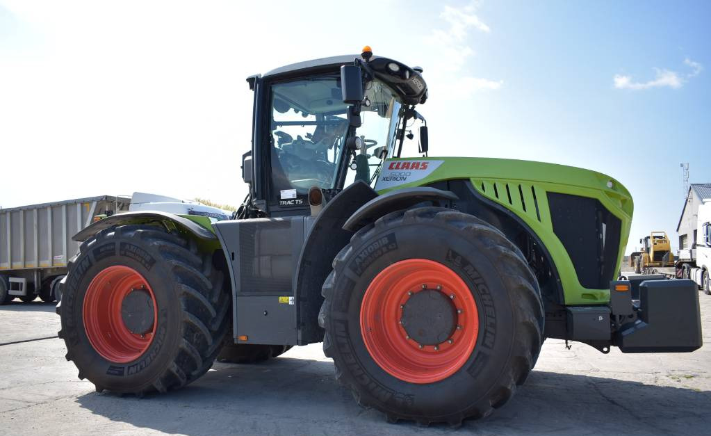 Tractor CLAAS Xerion 5000 Trac TS /GPS/S10/3412 MTH