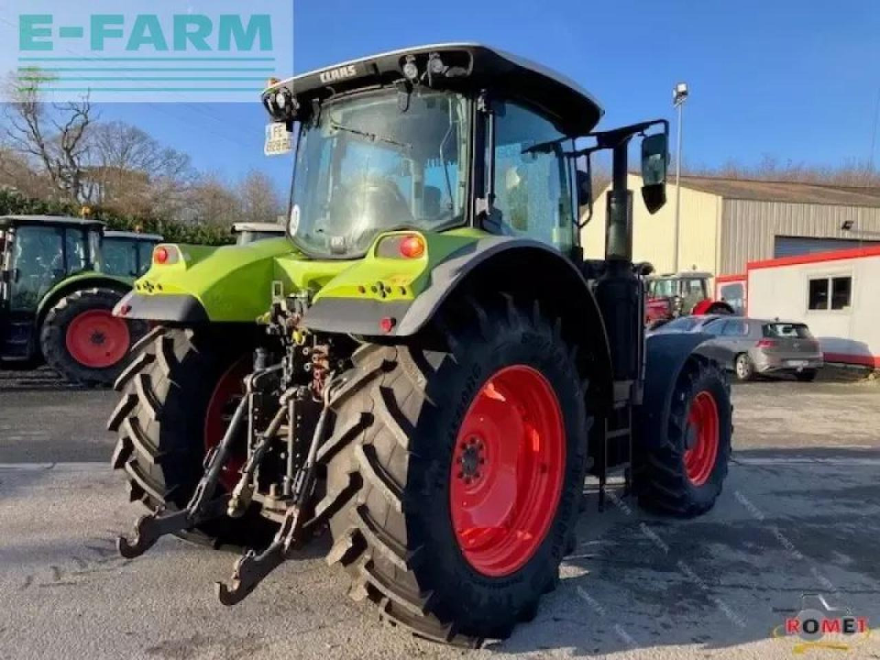 Tractor CLAAS arion610
