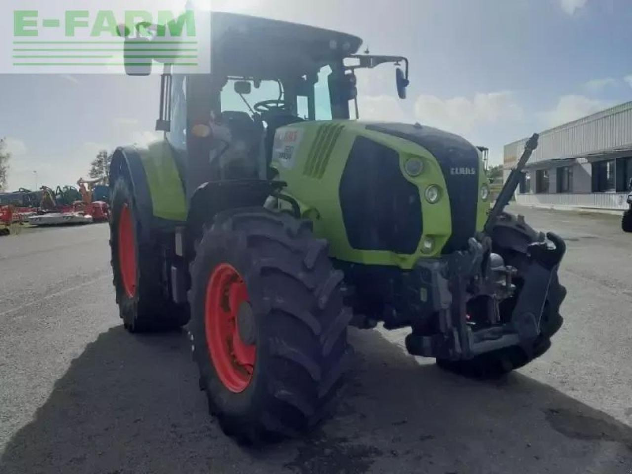 Tractor CLAAS arion620
