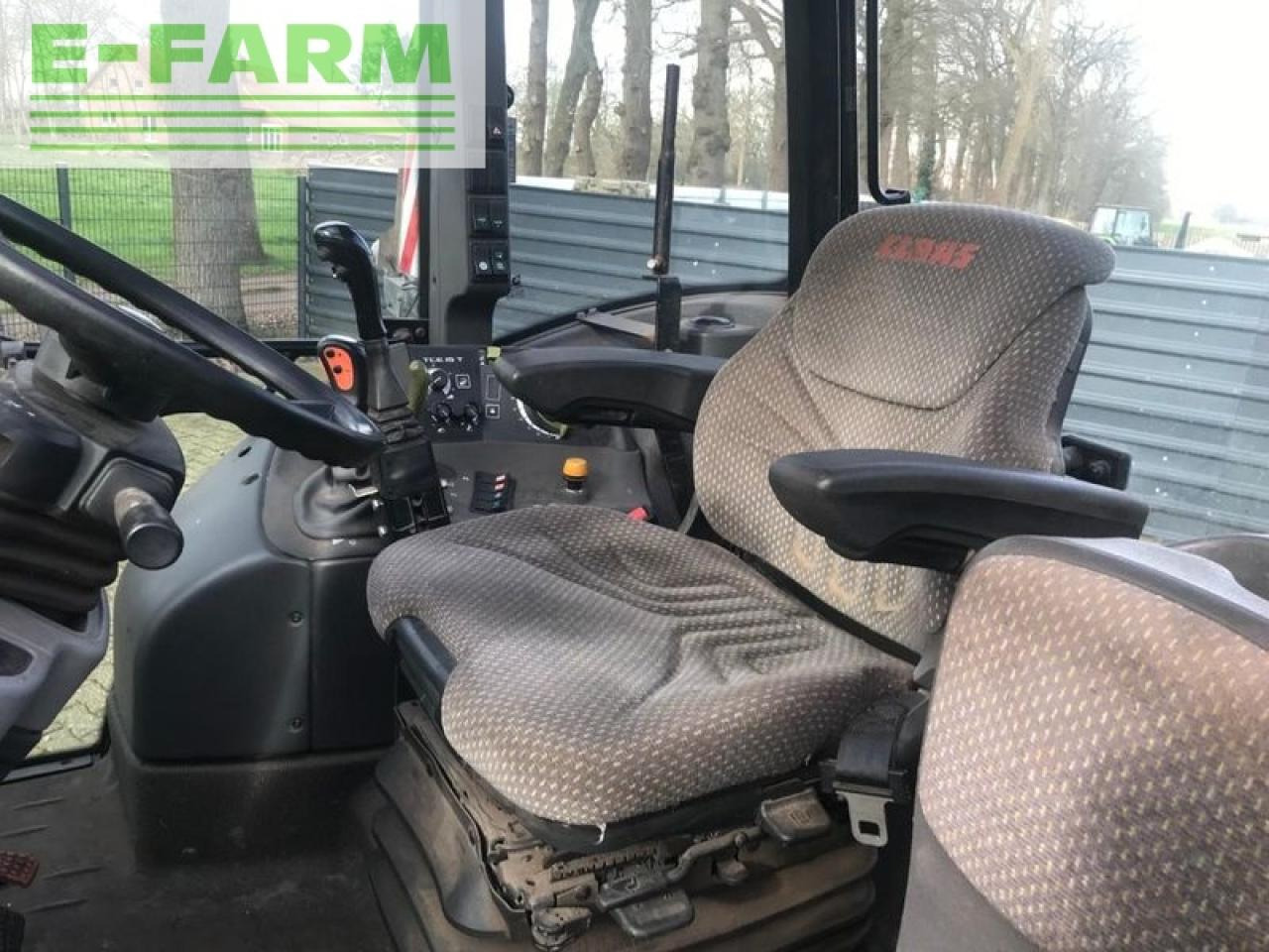 Tractor CLAAS arion 410