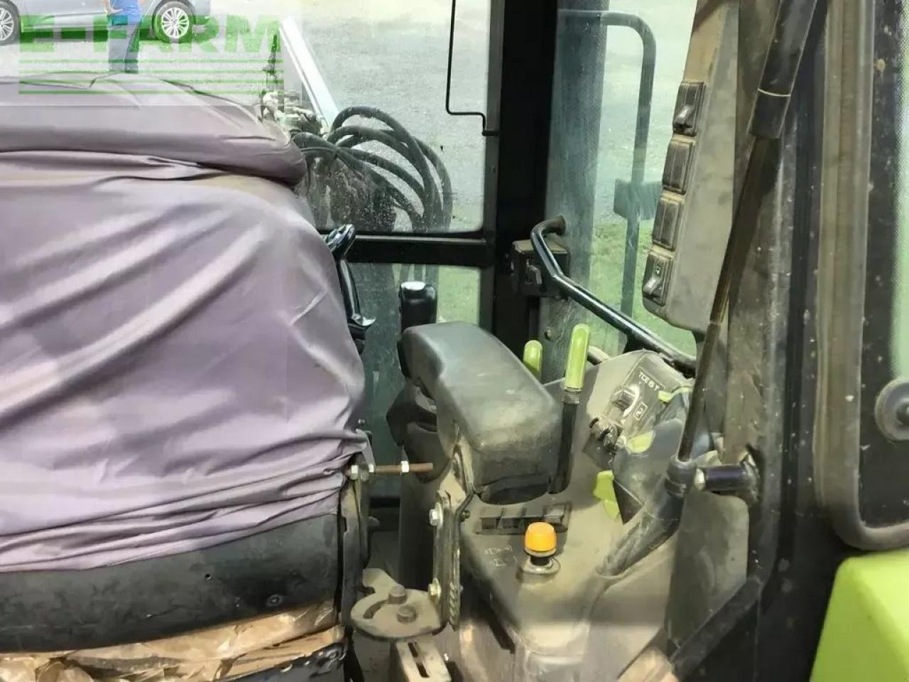 Tractor CLAAS arion 410