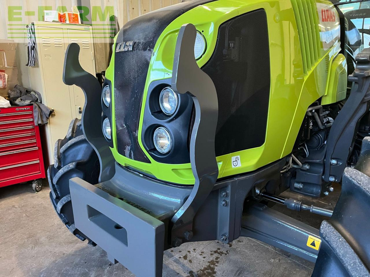 Tractor CLAAS arion 410 (a52/100)