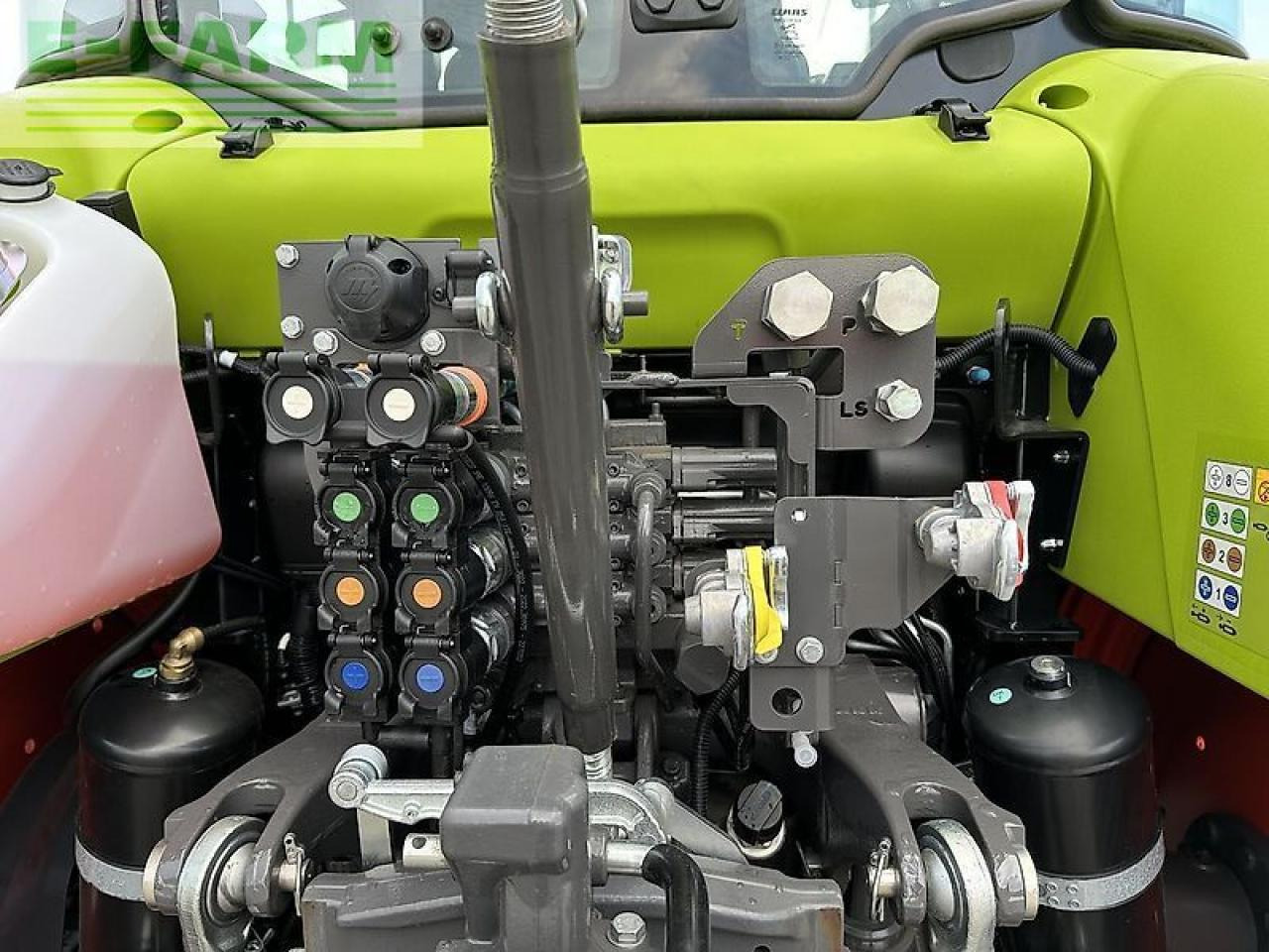 Tractor CLAAS arion 410 stage v (cis)